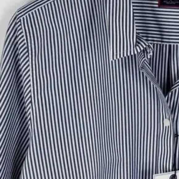 Untuckit Marsanne striped women's blue and white stripe button up blouse sz6 NWT - Picture 3 of 8